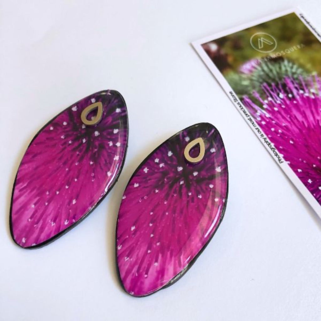 Aretes Ovalados Fucsia Flor de Cardo